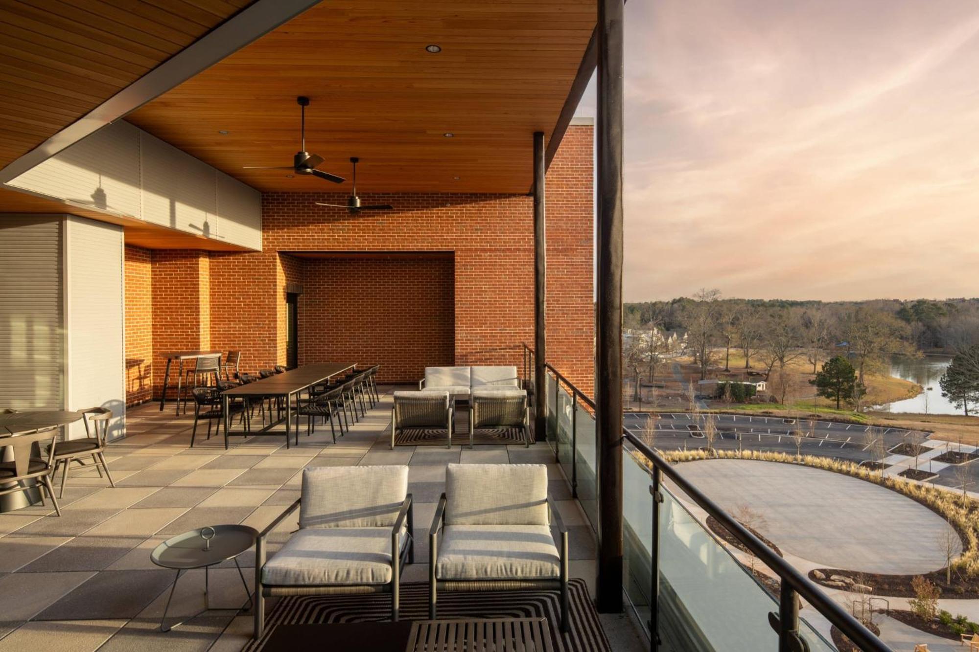 Trilith Guesthouse, Fayetteville, Ga, A Tribute Portfolio Hotel ภายนอก รูปภาพ